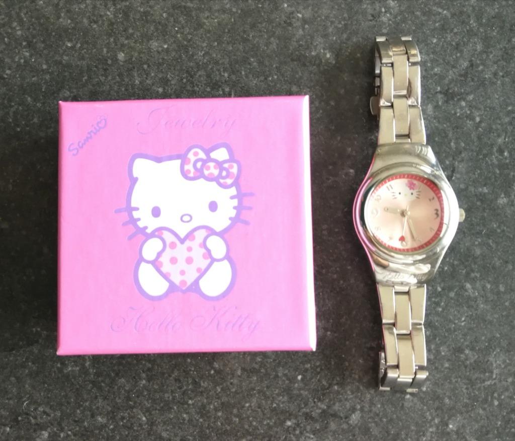 Première montre pour fille Hello Kitty, Enfants & Bébés, Enlèvement ou Envoi, Comme neuf, Hello Kitty
