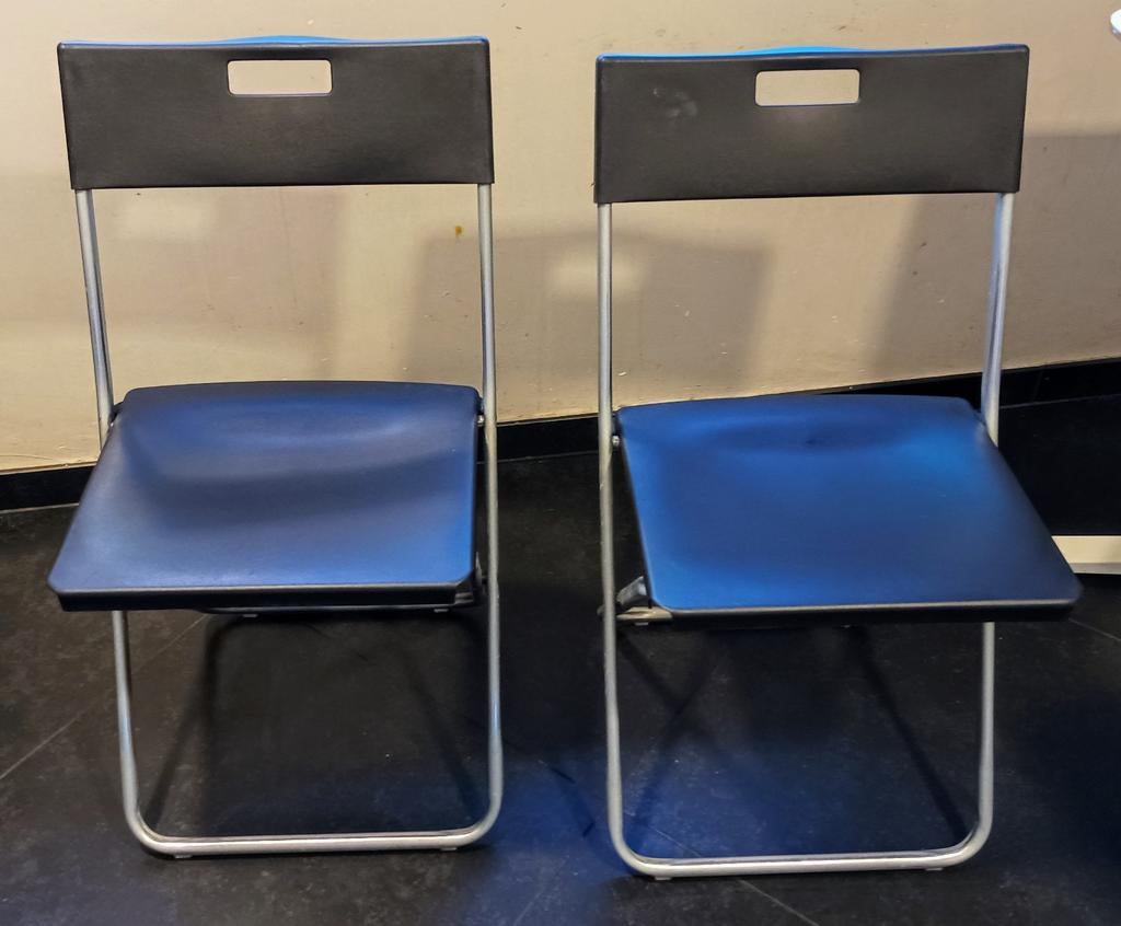 2 chaises pliantes décentes en bon état ensemble ou séparéme, Maison & Meubles, Chaises, Enlèvement, Comme neuf