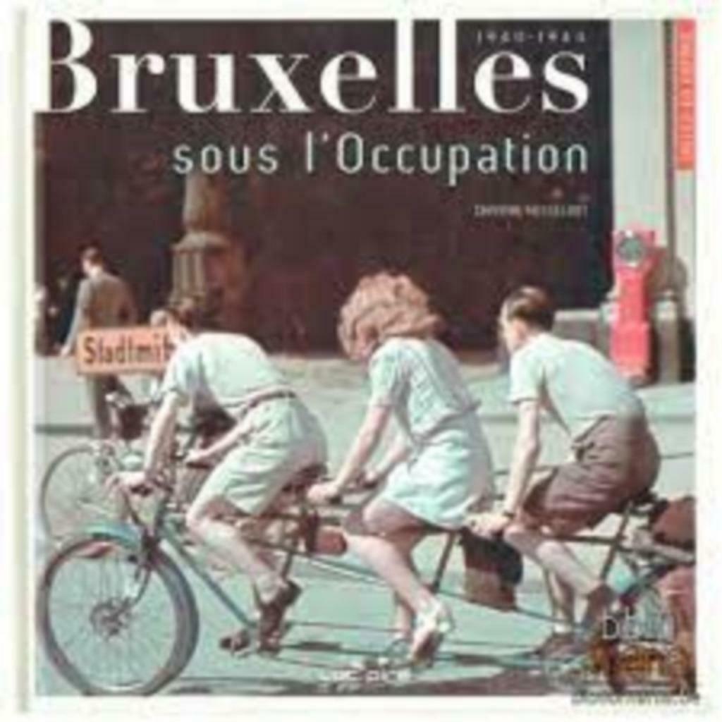 Boek Brussel onder de bezetting (Chantal Kesteloot), 19e eeuw, Zo goed als nieuw, Chantal Kesteloot