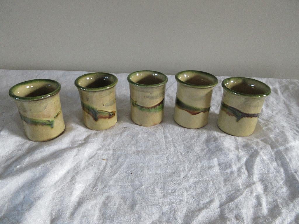 5 petits pots gobelets en céramique belle décoration, Enlèvement