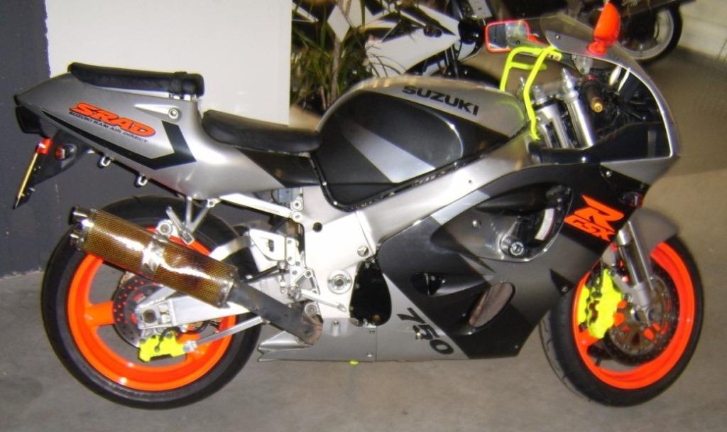 Suzuki GSX-R 750 - État du moteur/a été réglé, provient de/d, 750 cm³, Plus de 35 kW, 4 cylindres, Sport
