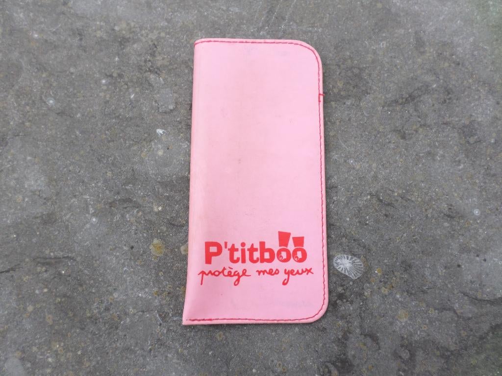 Etui pochette pour lunettes rose rouge noir velours, Bijoux, Sacs & Beauté, Lunettes de Soleil & Lunettes | Femmes, Utilisé, Lunettes de lecture