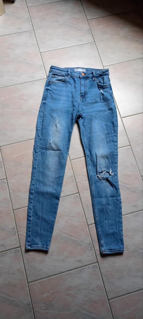 Jeans troué, W30 - W32 (confection 38/40), Bleu, Envoi, Comme neuf