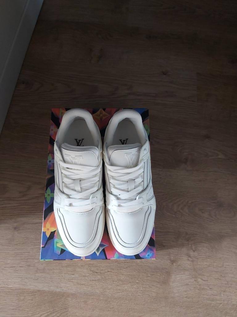 Louis vuitton sneakers, Enlèvement ou Envoi, Comme neuf, Sneakers et Baskets