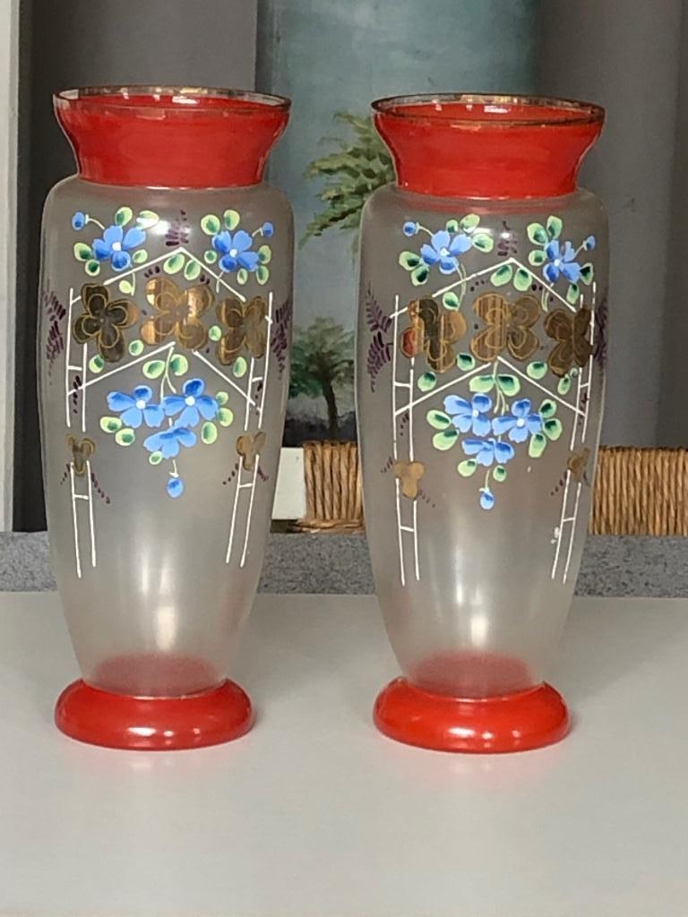 2 opaline vazen, Ophalen of Verzenden
