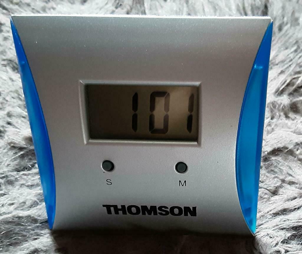 Mini réveil Thomson, Elektronische apparatuur, Ophalen of Verzenden, Zo goed als nieuw
