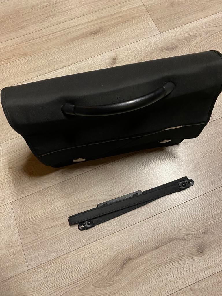 SAMSONITE boekentas - aktetas, nieuw, prijs €10, 30 tot 40 cm, Zwart, Aktetas of Boekentas, Ophalen of Verzenden