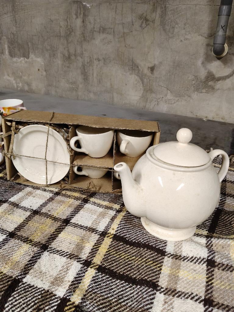 Servies, Ophalen, Nieuw, Overige stijlen, Kop(pen) en/of Schotel(s)