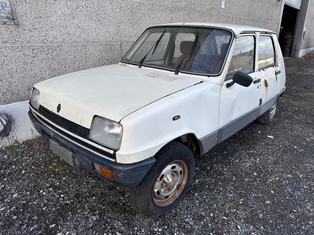 Renault R5 voor afbraak / onderdelen (complete wagen), Auto's, 4 zetels, Renault, Wit, Bedrijf