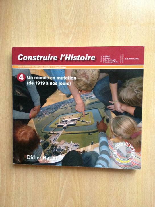 Construire l'Histoire 4e , un monde en mutation, prix :10€, Enlèvement ou Envoi, Comme neuf, Secondaire, Histoire