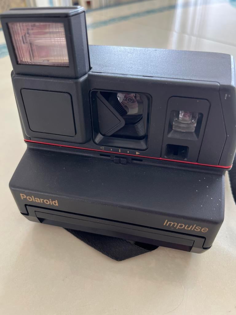 Polaroïd, Enlèvement ou Envoi, Comme neuf