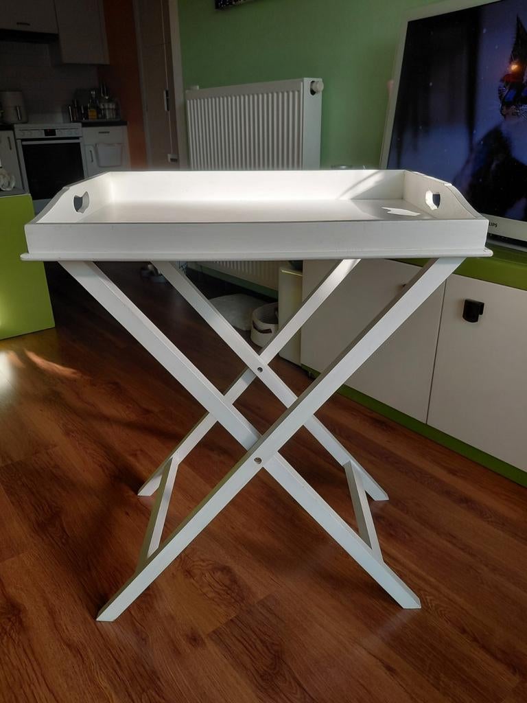 Tafel met afneembaar dienblad., Ophalen, Zo goed als nieuw