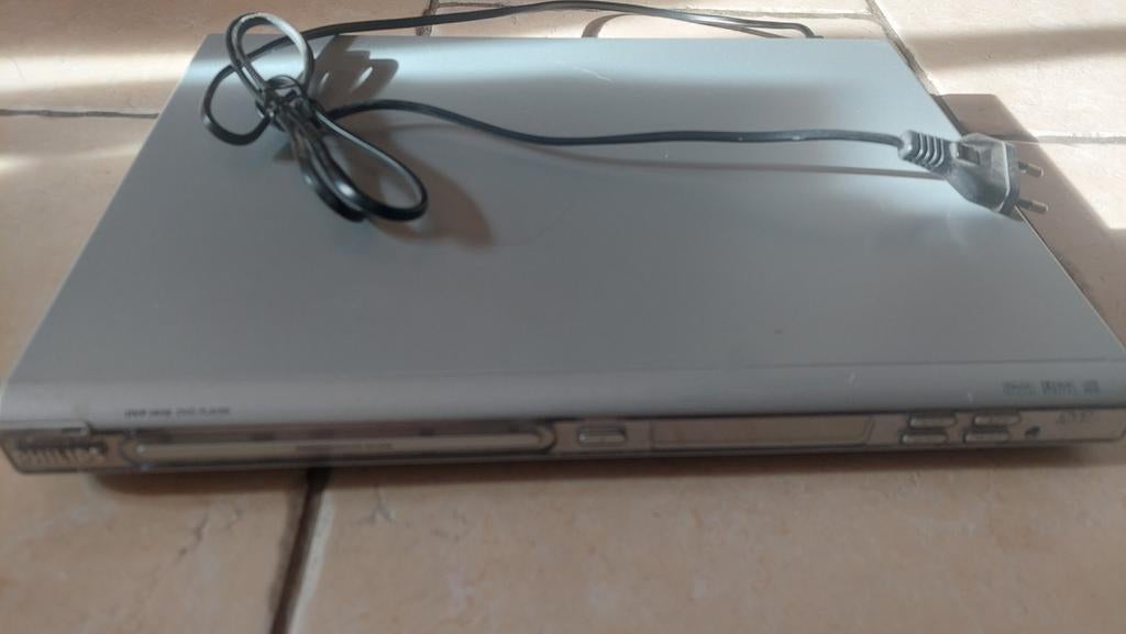 Philips dvd speler model DVP3010, Philips, Gebruikt, Met harddisk, Ophalen