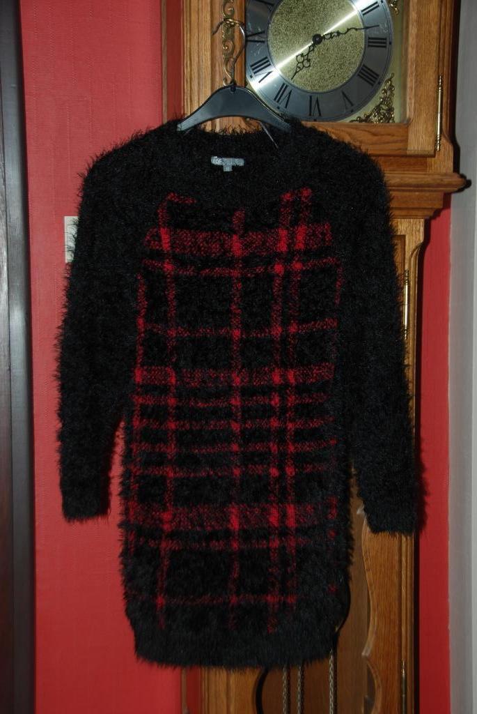 Robe droite en tricot noir et rouge + legging T152cm ou 12A, Enlèvement ou Envoi, Comme neuf, Fille, TQF Collection