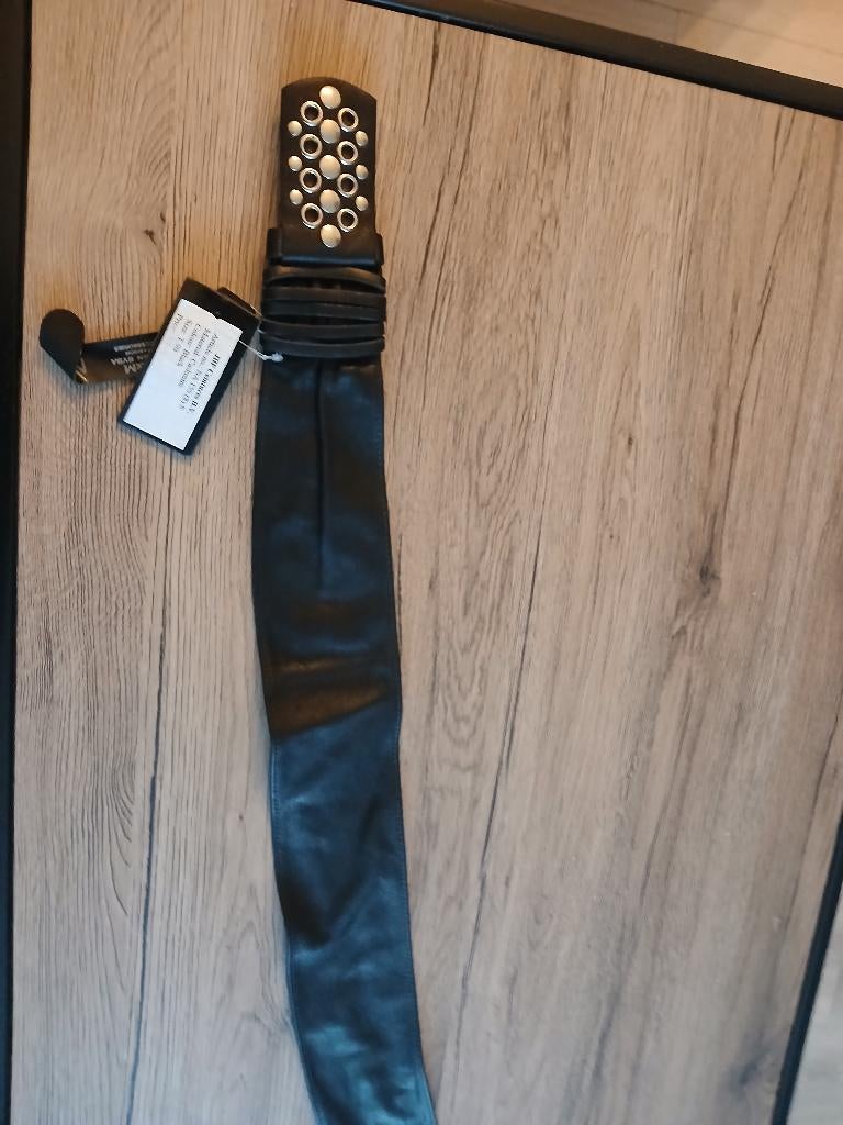 Zwarte ceintuur (nieuw), Kleding | Dames, Riemen en Ceinturen, Ophalen of Verzenden, Nieuw