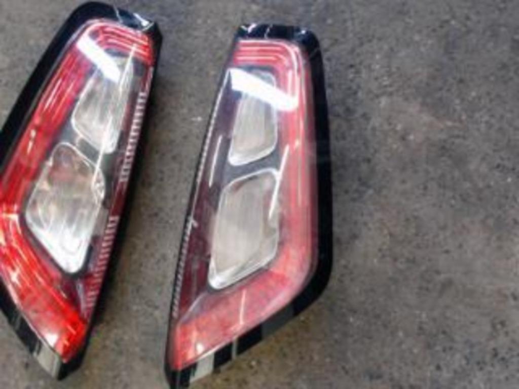 Feu arrière droit Fiat Punto 3 2012 LP/14034, Autos : Pièces & Accessoires, Éclairage, Enlèvement ou Envoi, Utilisé, Fiat