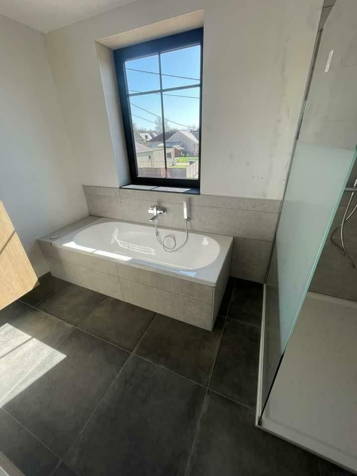 Ervaren professioneel vloerder- tegelzetter - terras, Garantie, Vloerbewerking of Renovatie