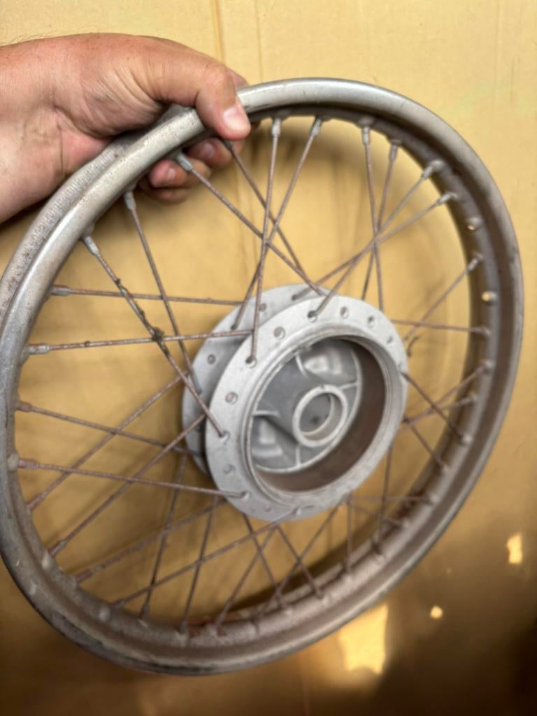 Paire de roues Honda CB125b, Motos, Enlèvement ou Envoi, Utilisé