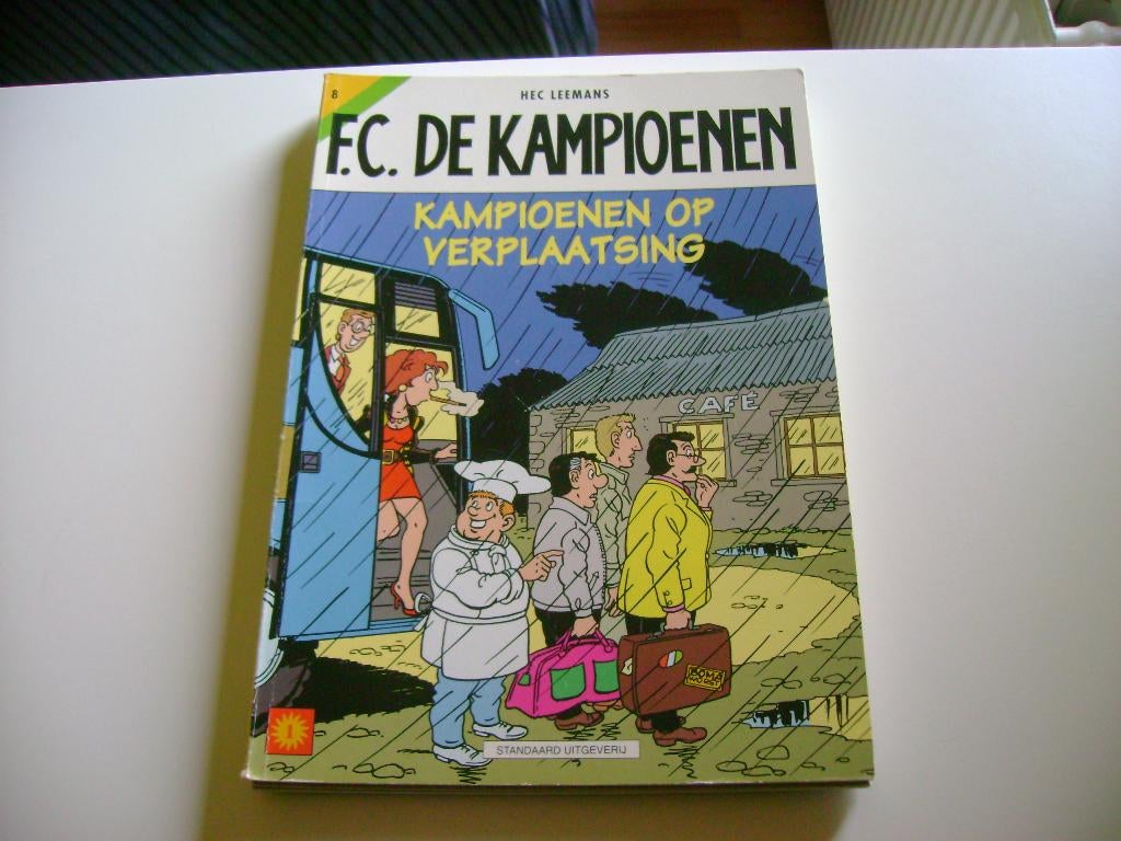 F.C.  De Kampioenen nr 8 - Kampioenen op verplaatsing., Eén stripboek, Ophalen of Verzenden, Gelezen
