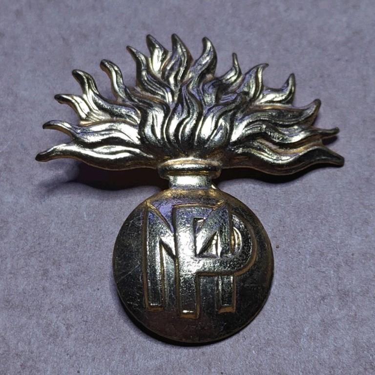 MP, police militaire belge   Doré, Collections, Objets militaires | Général, Enlèvement ou Envoi, Armée de terre, Emblème ou Badge
