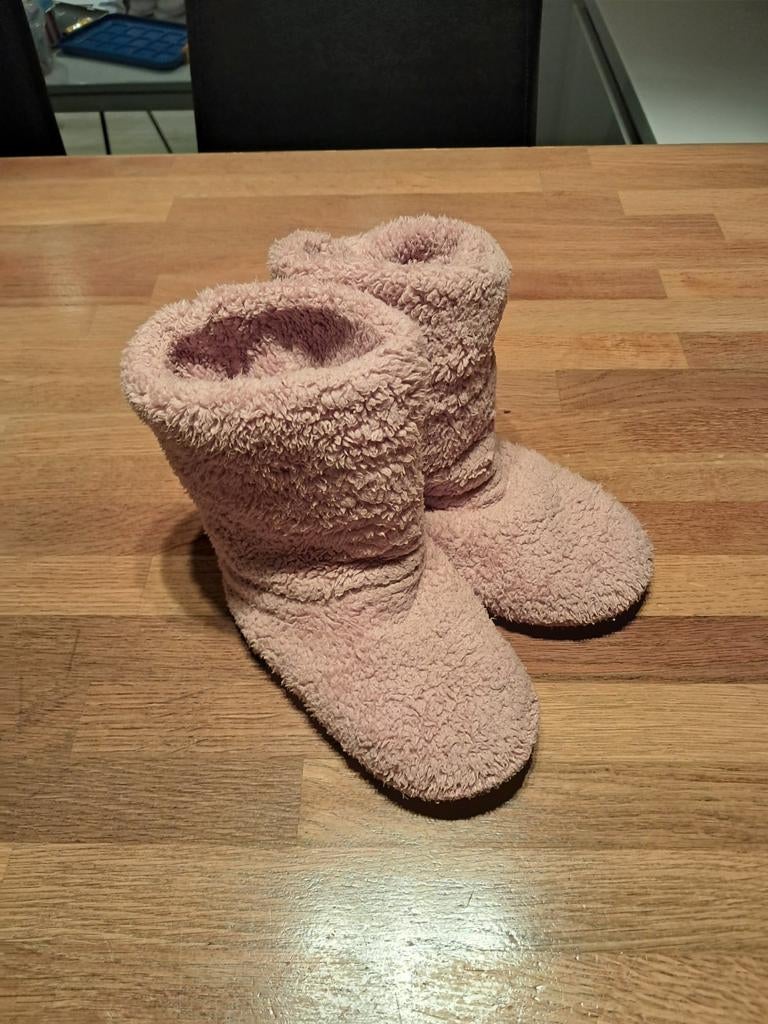 Pantoffels Woody 26-30 Roze, Enlèvement ou Envoi, Utilisé, Autres types, Fille