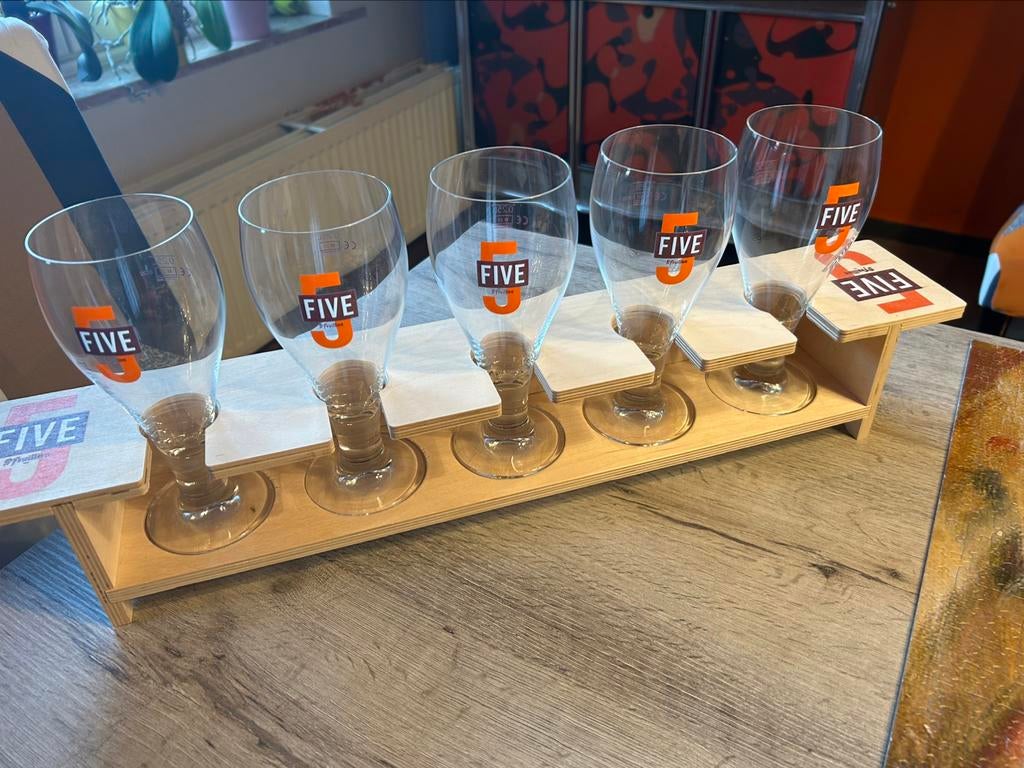 Présentoir Saint-Feuillien 5 verres Five 5, Collections, Enlèvement ou Envoi, Neuf