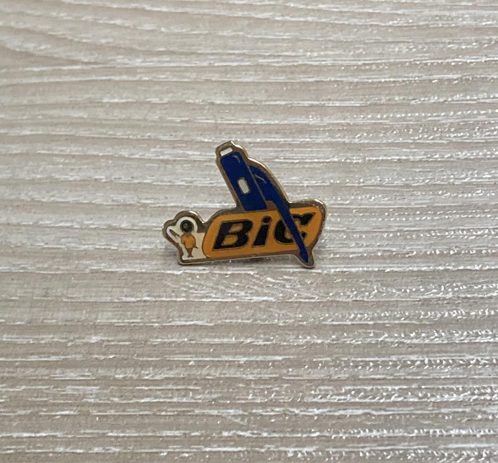 PIN - BIC - STYLO, Collections, Envoi, Utilisé, Marque, Insigne ou Pin's