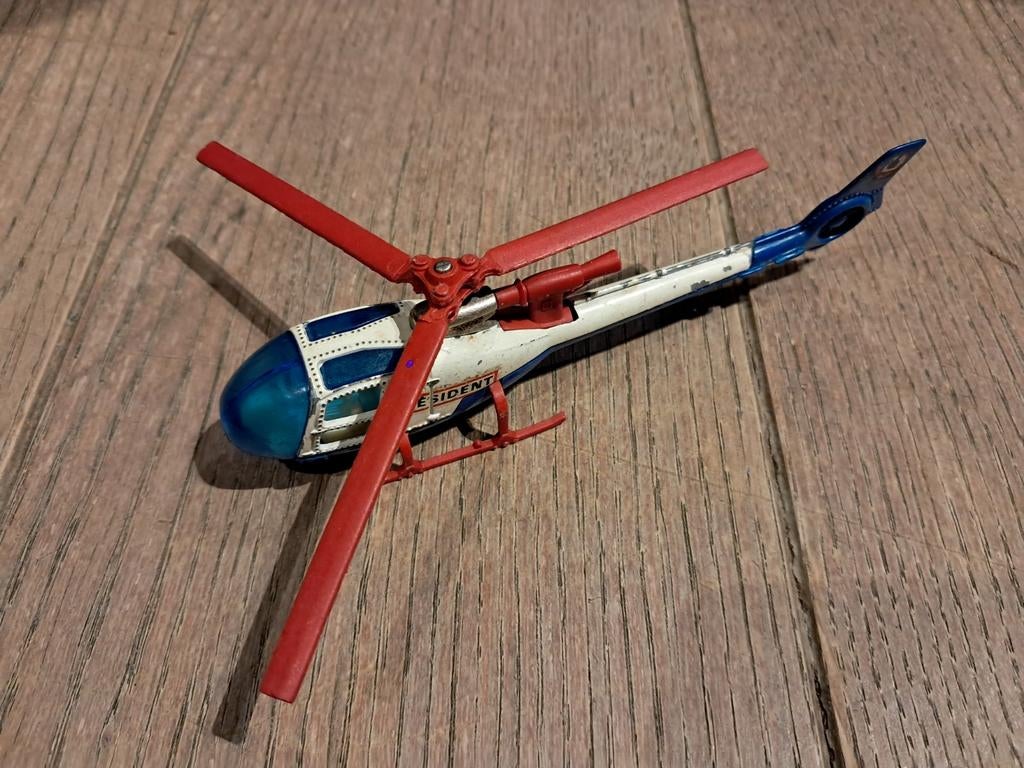 Maquette réduite d'hélicoptère, Gazelle, Enlèvement ou Envoi