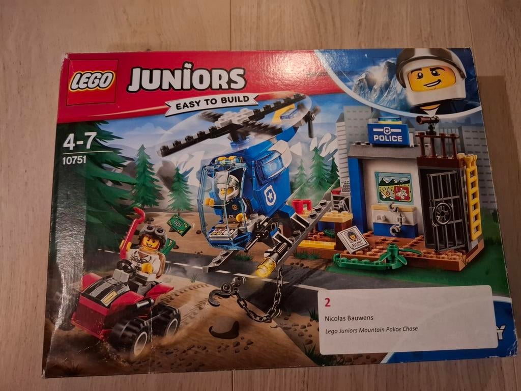 Lego Juniors Mountain Police Chase, Ophalen of Verzenden, Zo goed als nieuw, Complete set, Lego