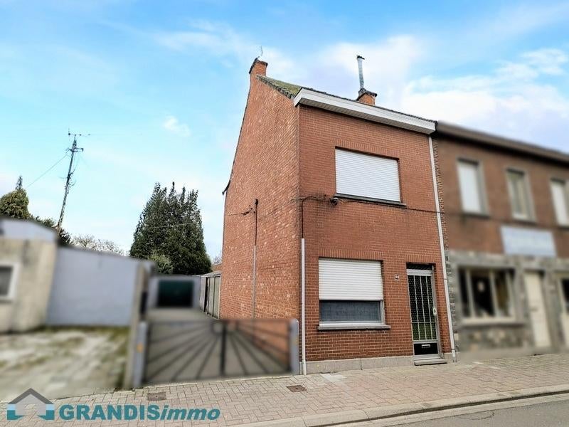 Te renoveren woning met tuin centrum Zele, Immo, 200 tot 500 m², Provincie Oost-Vlaanderen, 2 kamers, 107 m²