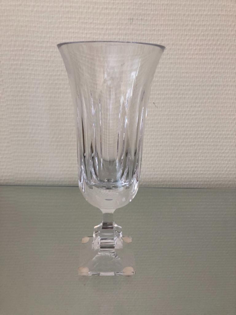 Kristallen vaas  Cristal de Sèvres, Enlèvement