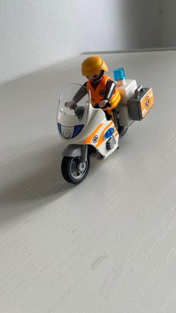 Ambulance motor, Ophalen, Zo goed als nieuw, Complete set