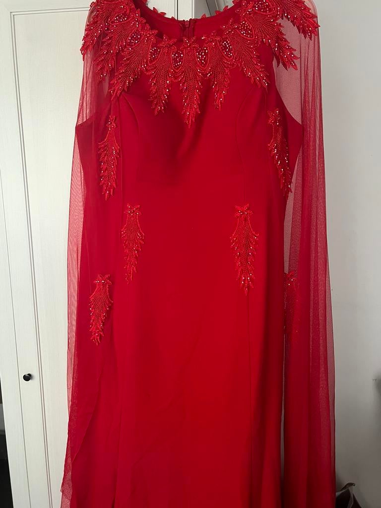 Gala jurk rood lang maat 48, Ophalen, Zo goed als nieuw, Rood, Jurk