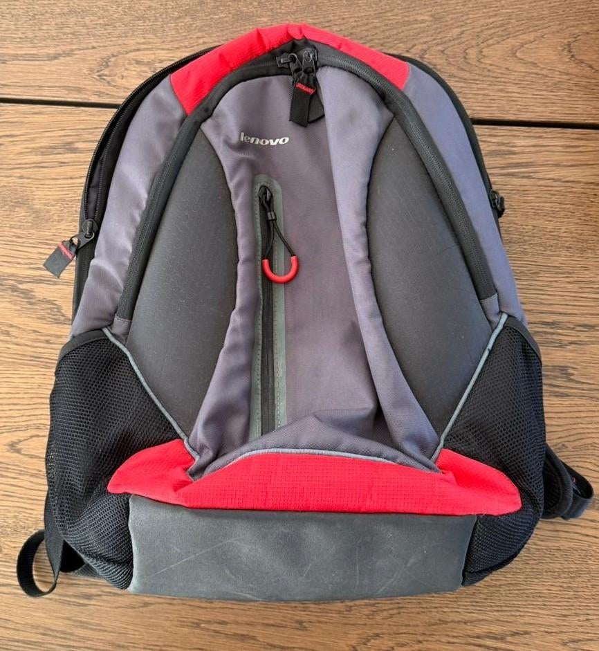 Sac à ordinateur Lenovo – bon état – 15 €, Enlèvement, Utilisé, Sac à dos