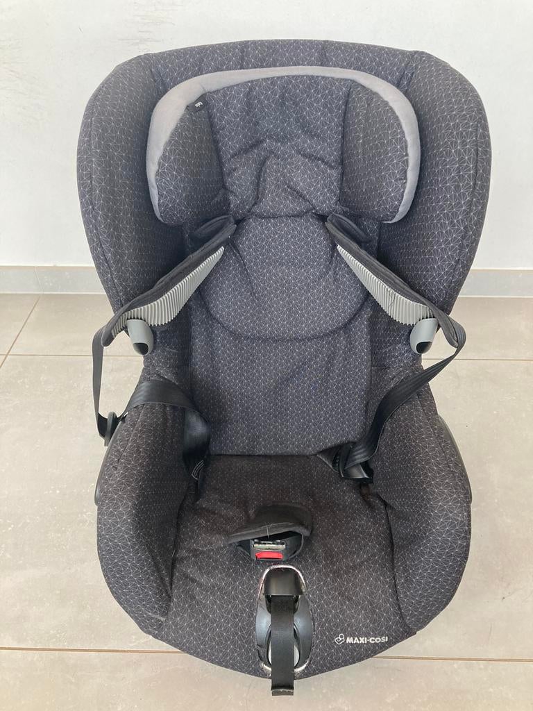 Maxi Cosi Axiss (groupe 1, 9-18 kg, 1-4 ans), Enlèvement, Comme neuf, Ceinture de sécurité
