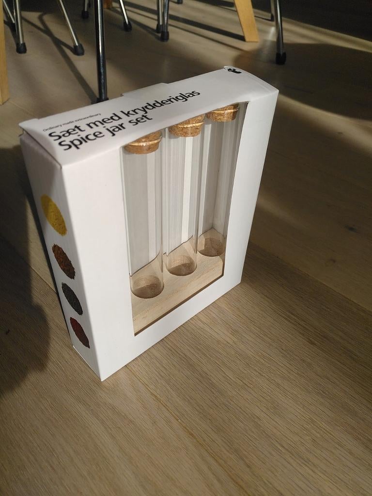 Nieuw: kruidenpotjes/vaasjes in houten houder - Flying Tiger, Ophalen, Nieuw