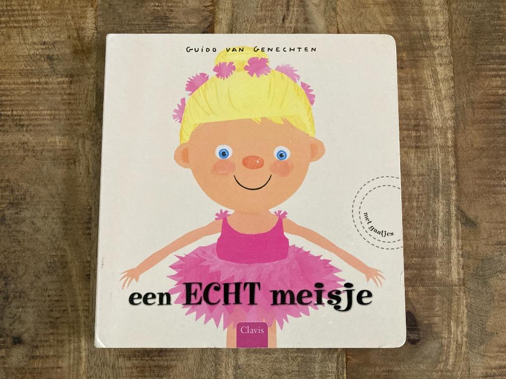 Kartonnen boek - een ECHT meisje - Clavis, Enlèvement ou Envoi, Utilisé, Garçon ou Fille