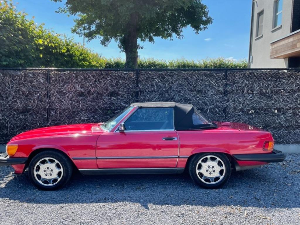 Mercedes 560 SL R107 Roadster + Hardtop ' Bobby Ewing 'look, foto 7