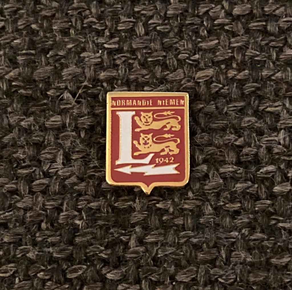 PIN - NORMANDIE-NIEMEN - LUCHTMACHT - FRANKRIJK - AVIATION, Verzamelen, Verzenden, Gebruikt, Overige onderwerpen, Speldje of Pin