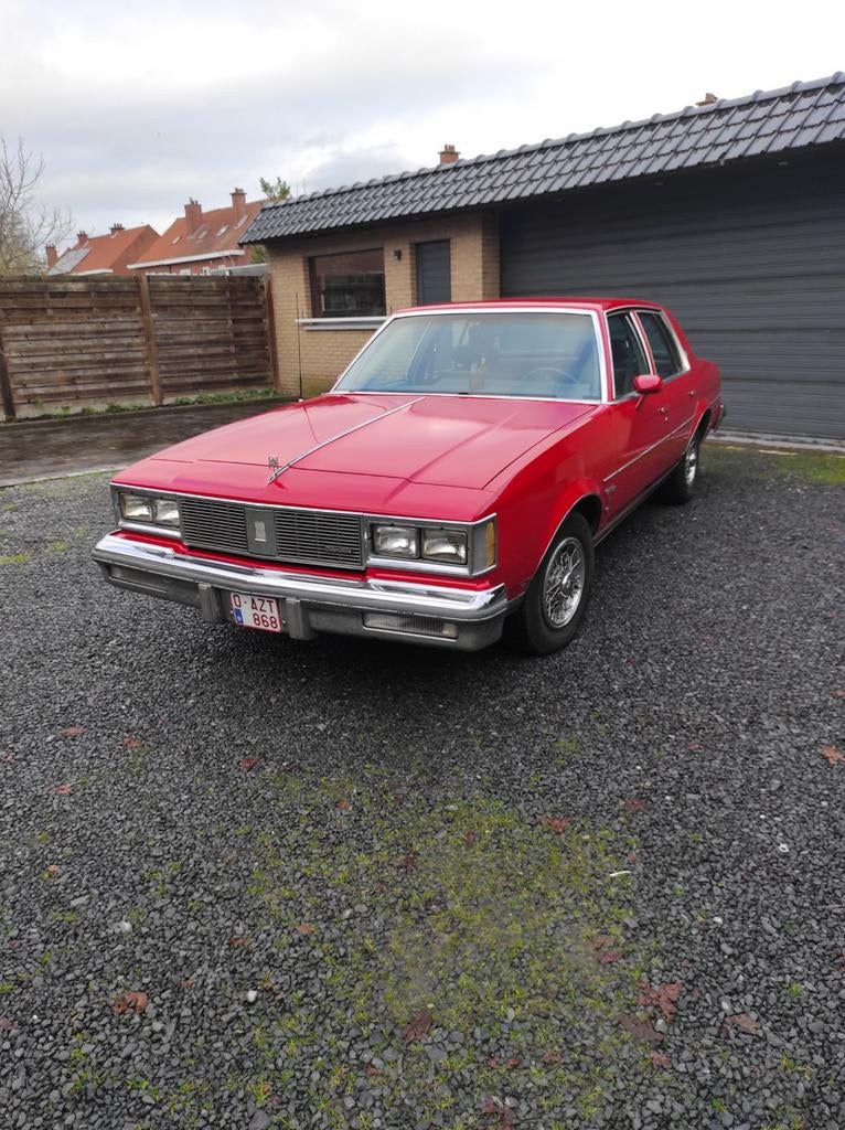 Oldsmobile cutlass, Auto's, Automaat, 4 deurs, Achterwielaandrijving, 5000 cc