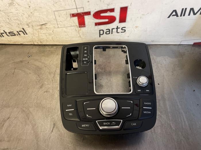Panneau de commandes navigation d'un Audi A6, -, 3 mois de garantie, Audi, Utilisé