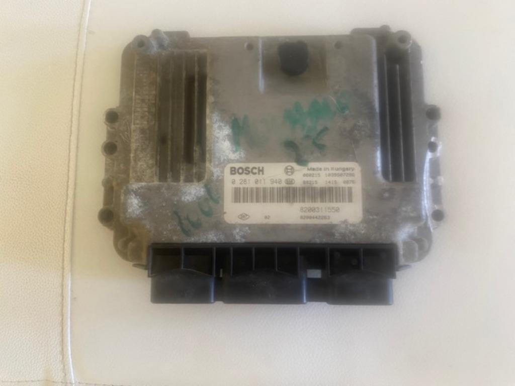 Ordinateur moteur Bosch 281011940 master-espace-interstar, Enlèvement ou Envoi, Utilisé, Nissan