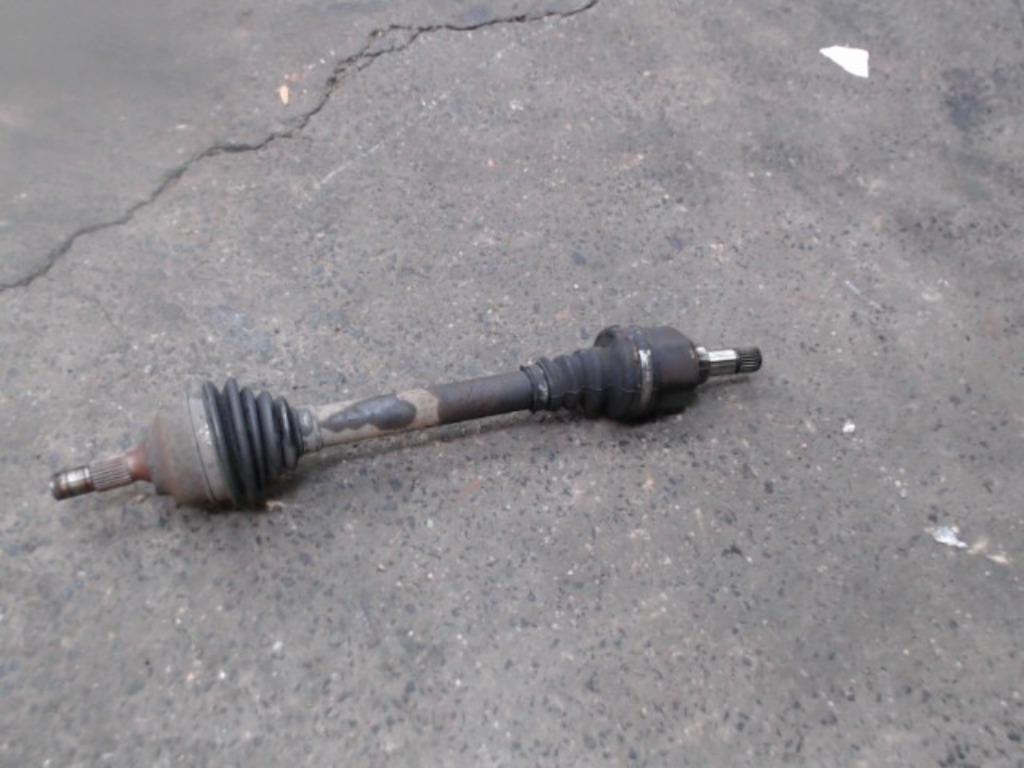 Cardan gauche Citroen Berlingo 2 1.6HDi 55kw 2008-2012, Enlèvement, Utilisé