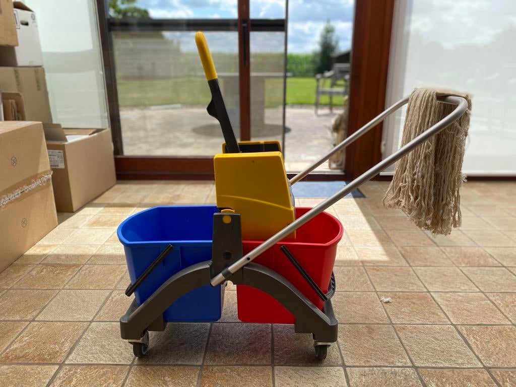 Nouveau camion balai de Vermop + mop., Enlèvement, Neuf, Autres matériaux, Avec poignée