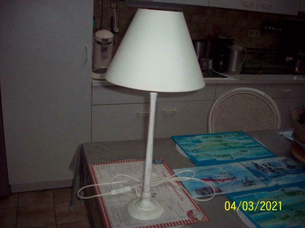 lampe en bois beige, Maison & Meubles, Lampes | Lampes de table, Enlèvement ou Envoi, Comme neuf, Bois
