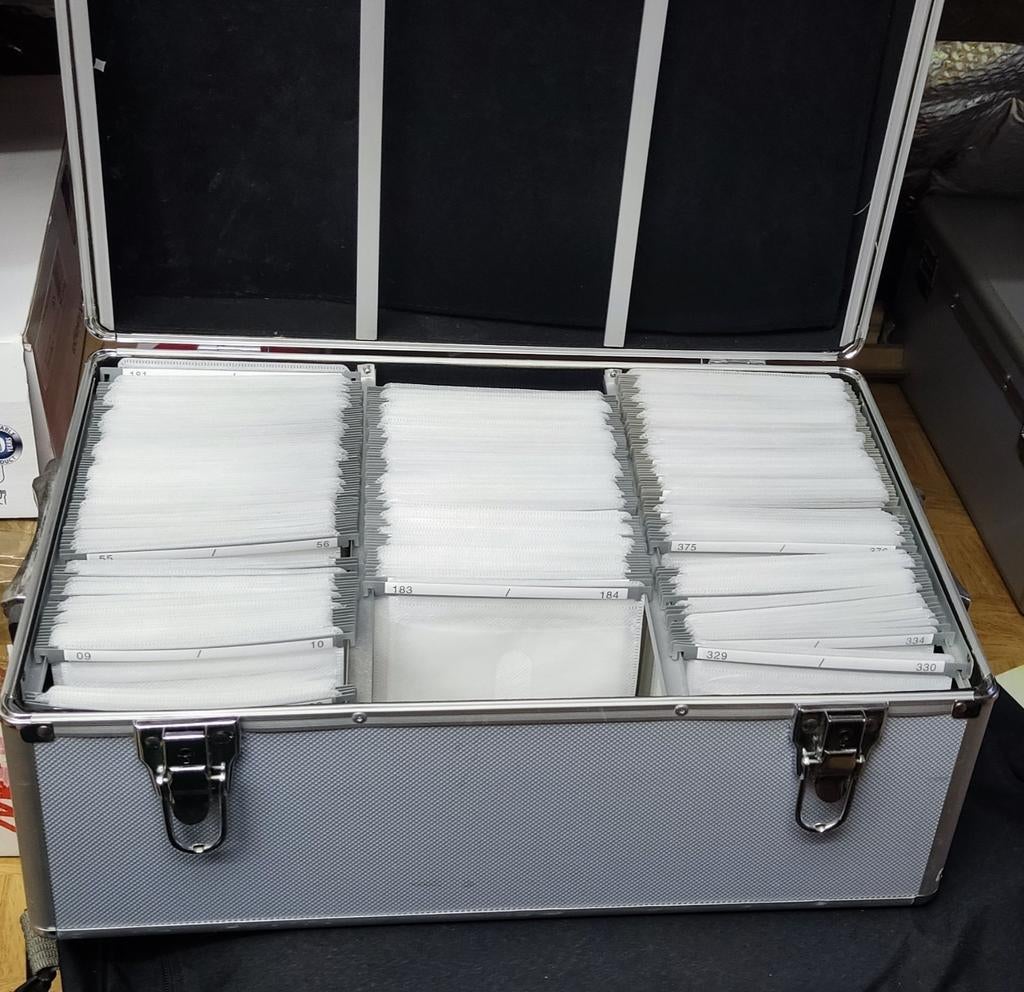 Valise pour 510 CD / DVD, CD & DVD, Enlèvement
