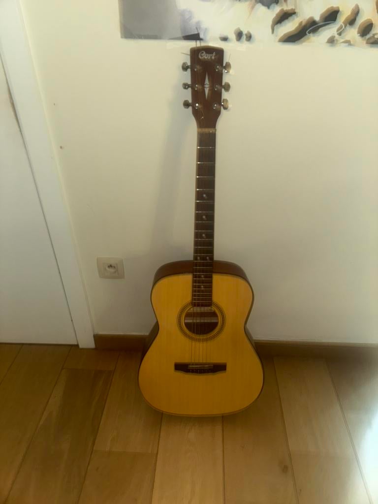 Guitare acoustique Cort + housse, Musique & Instruments, Enlèvement, Comme neuf, Guitare Western ou Guitare Folk