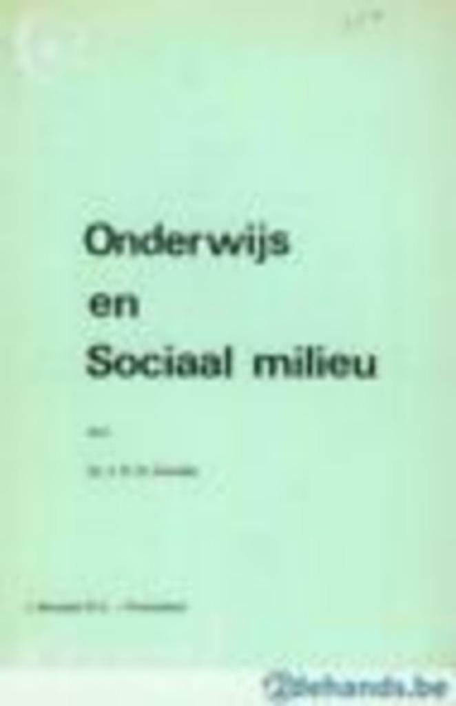 Dr. J.H.N. Grandia, Onderwijs en sociaal milieu., Ophalen of Verzenden, Zo goed als nieuw, Sociale psychologie