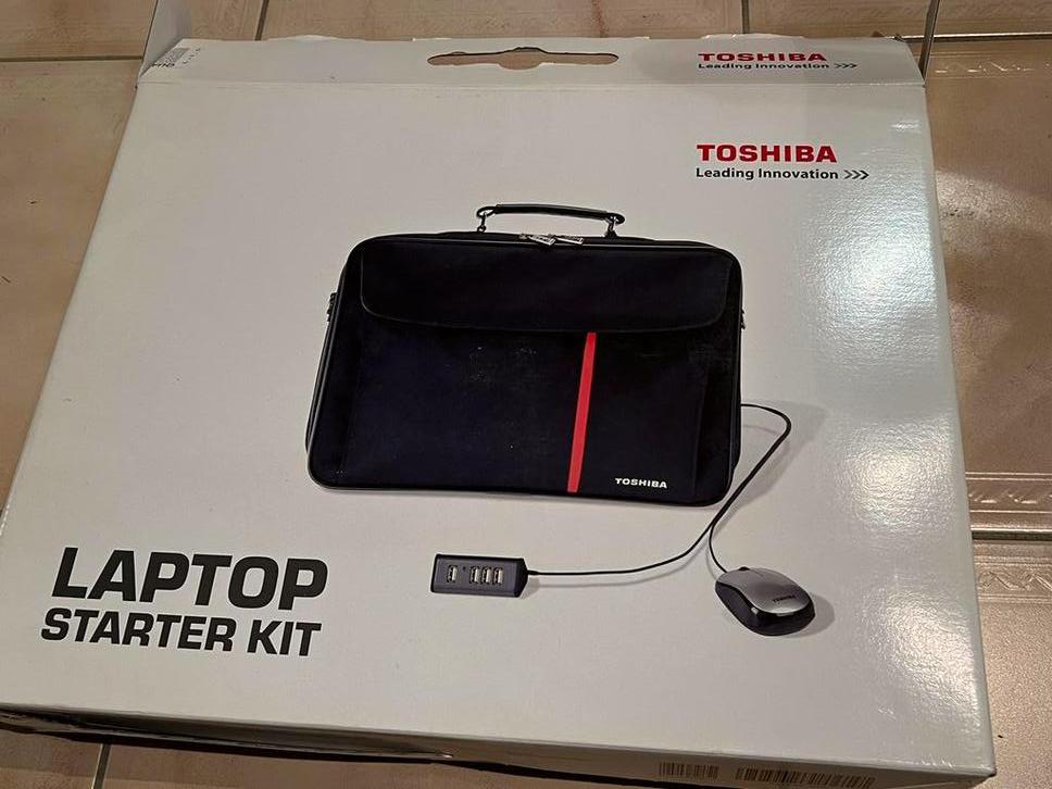 Kit de démarrage pour ordinateur portable Toshiba, Enlèvement, 16 pouces, Neuf, Porte-document