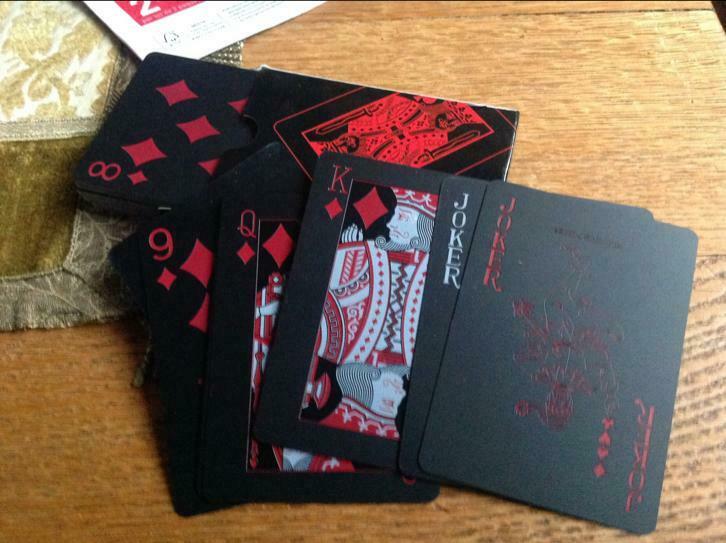 Jeu de cartes plastifiée neuf, Neuf